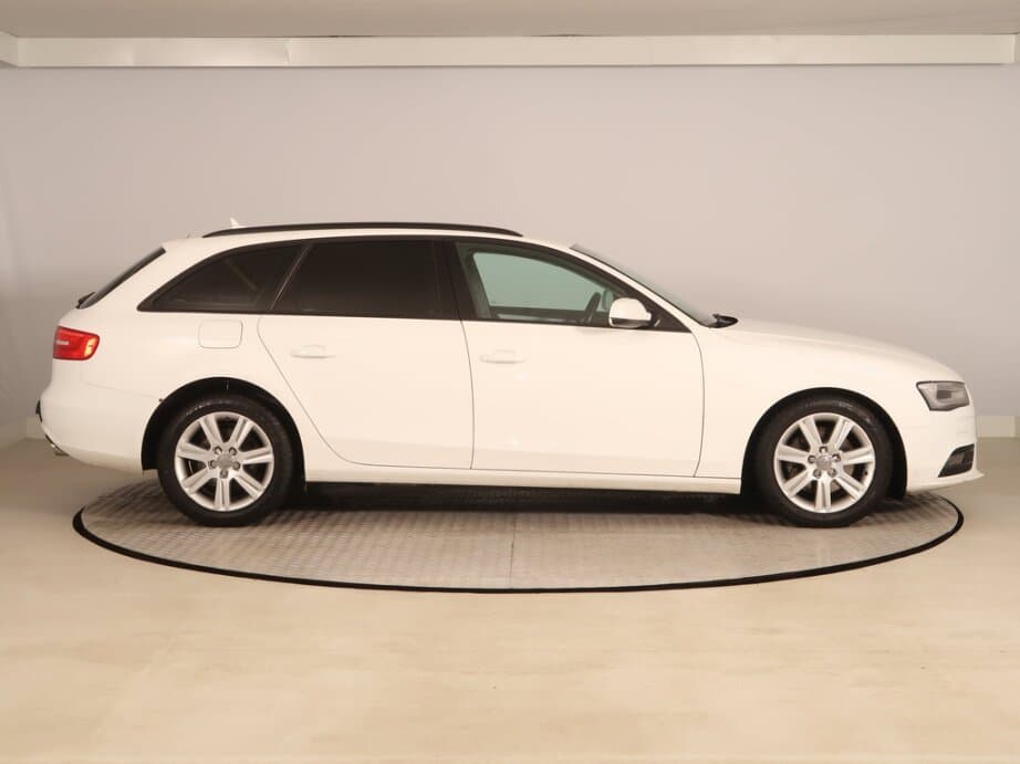 2015 Audi A4 - 8