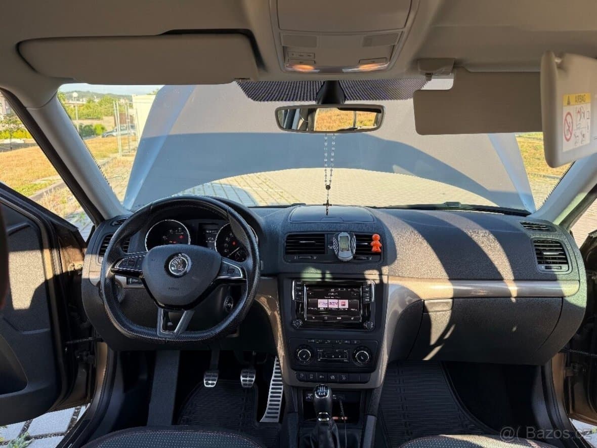 2016 Škoda YETI - 12