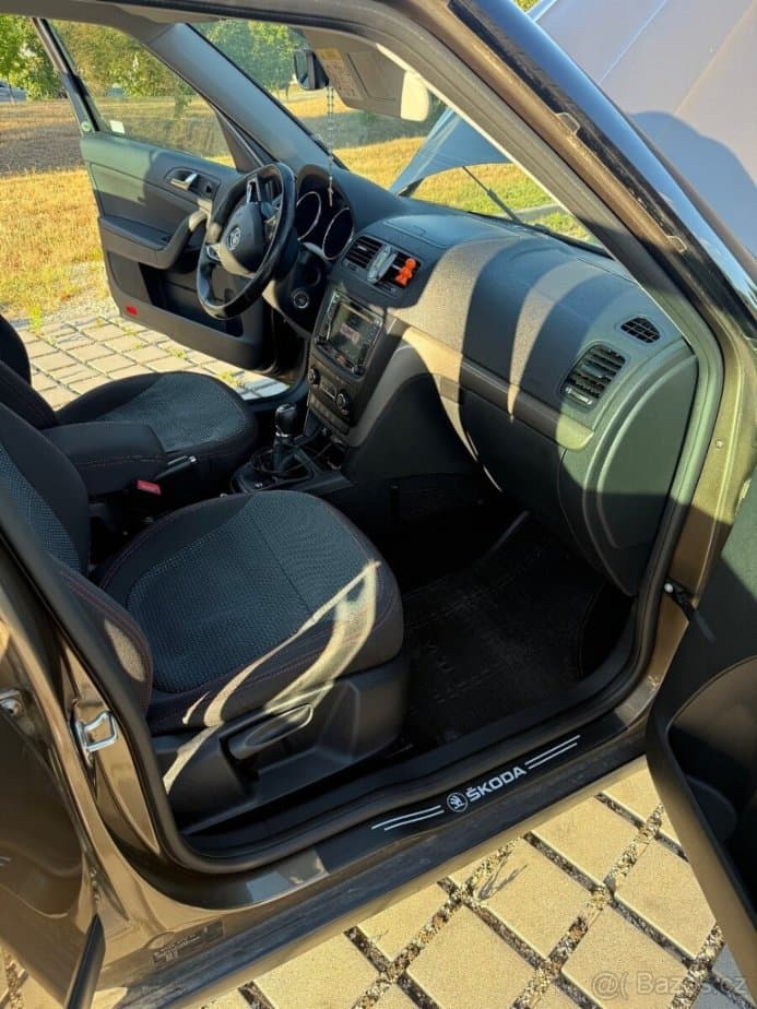 2016 Škoda YETI - 16