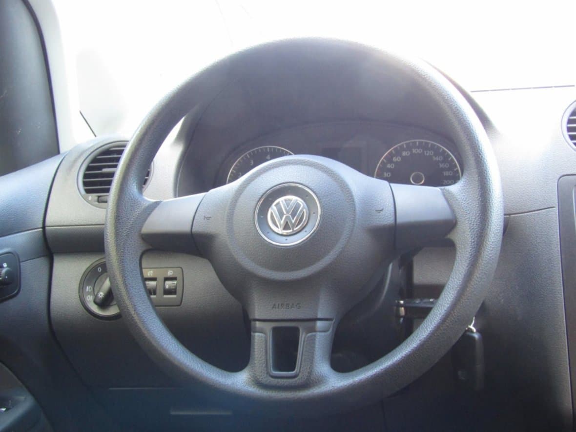 2012 Volkswagen Caddy - 16