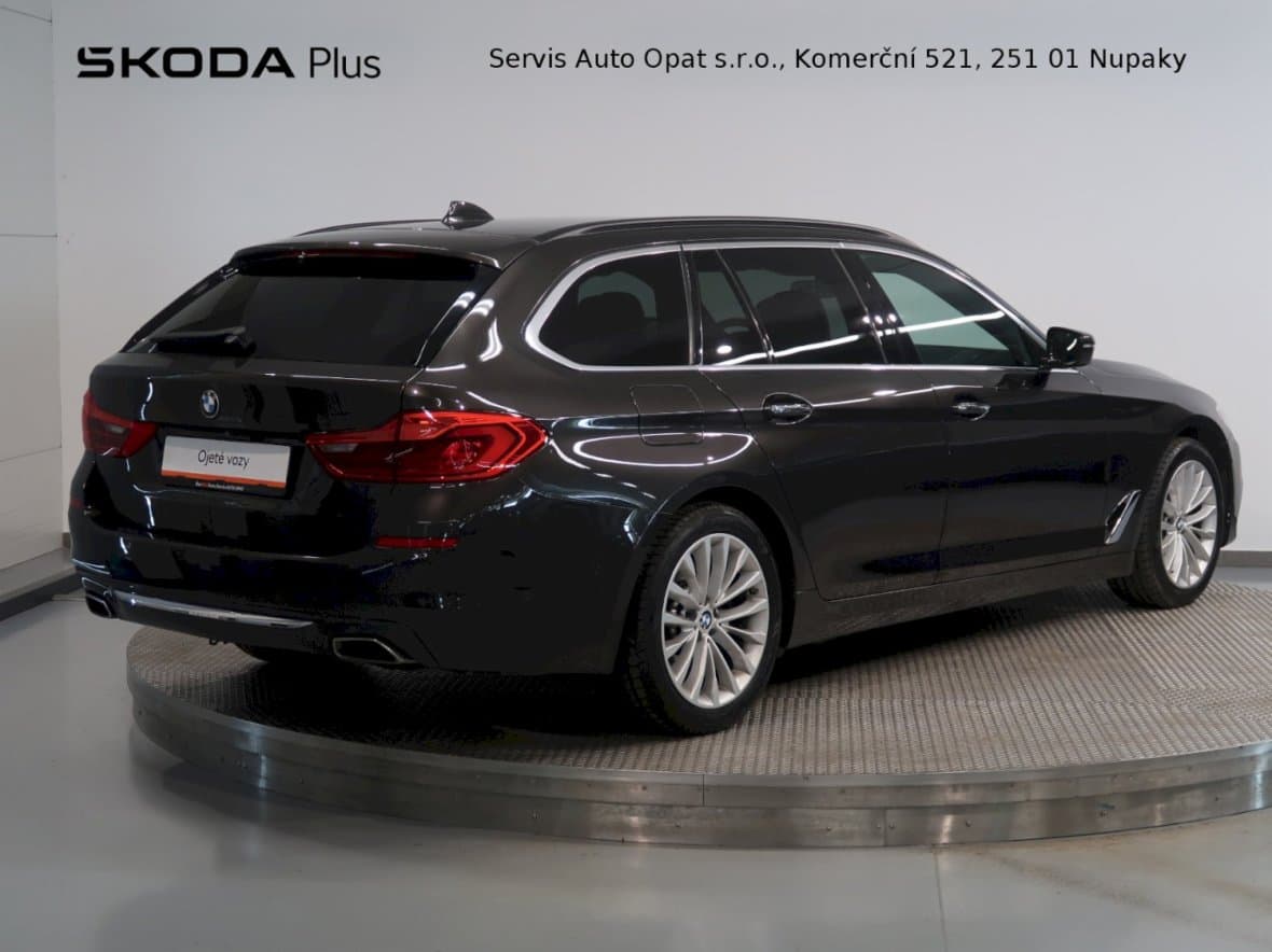 2018 BMW 5-SERIES - 3