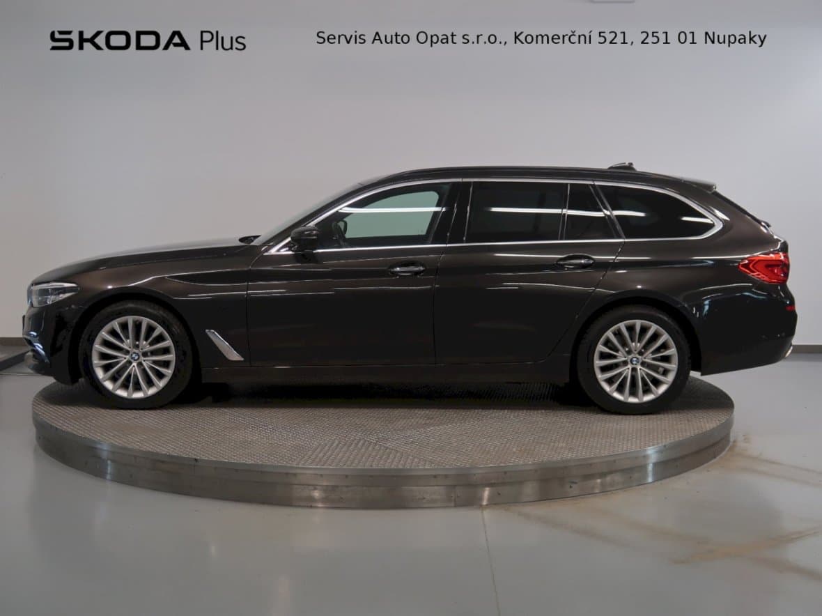 2018 BMW 5-SERIES - 5