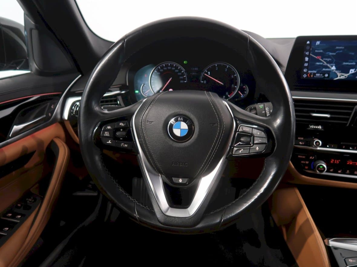 2018 BMW 5-SERIES - 37