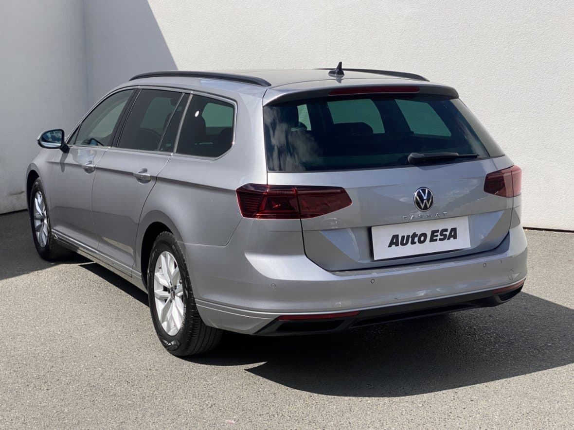 2022 Volkswagen PASSAT - 6