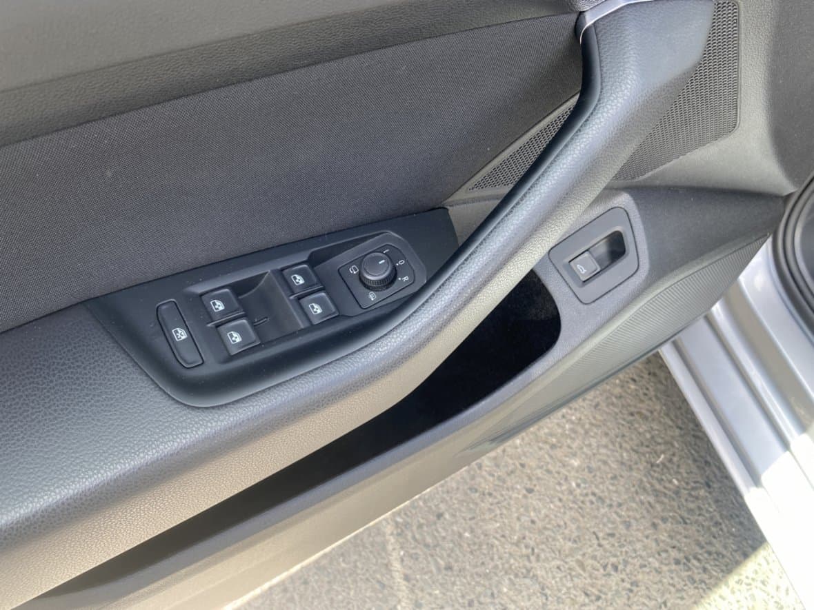 2022 Volkswagen PASSAT - 12