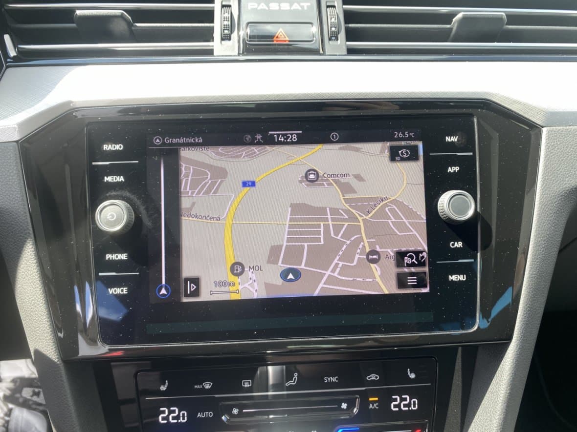 2022 Volkswagen PASSAT - 16