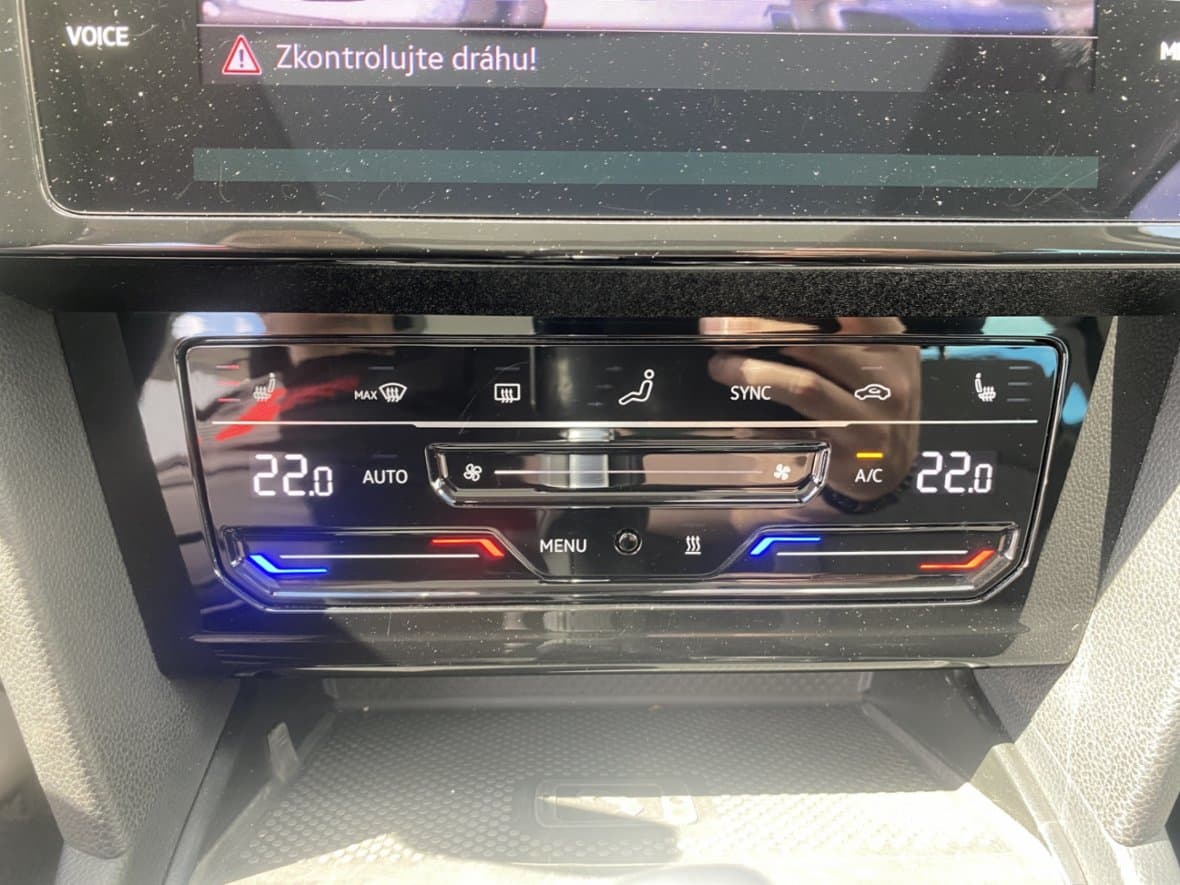 2022 Volkswagen PASSAT - 18