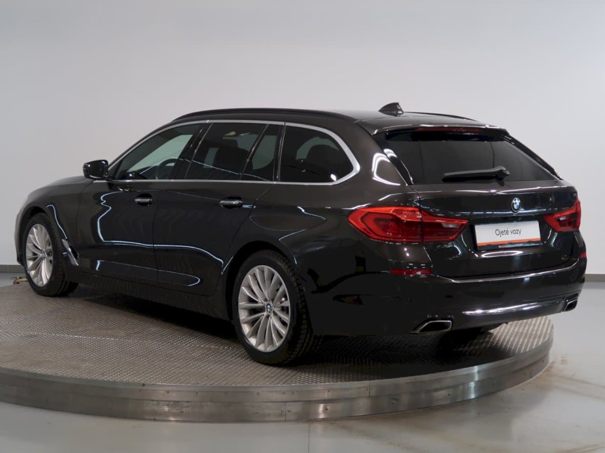 2018 BMW 5-SERIES - 15