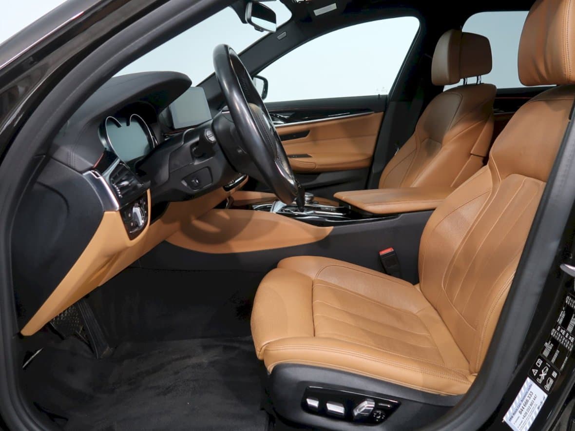 2018 BMW 5-SERIES - 27