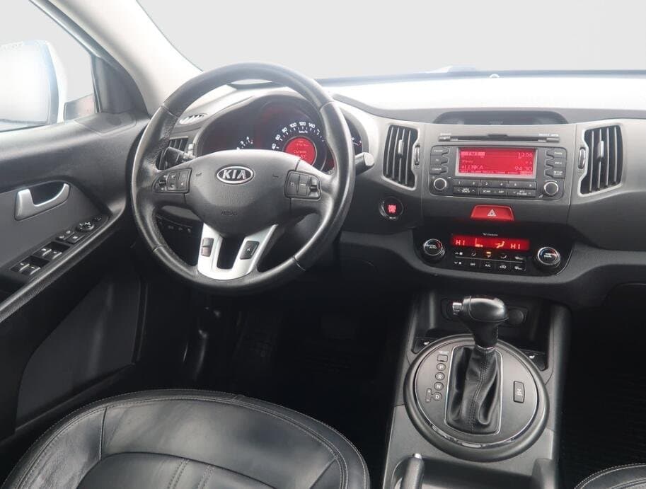 2010 Kia SPORTAGE - 9
