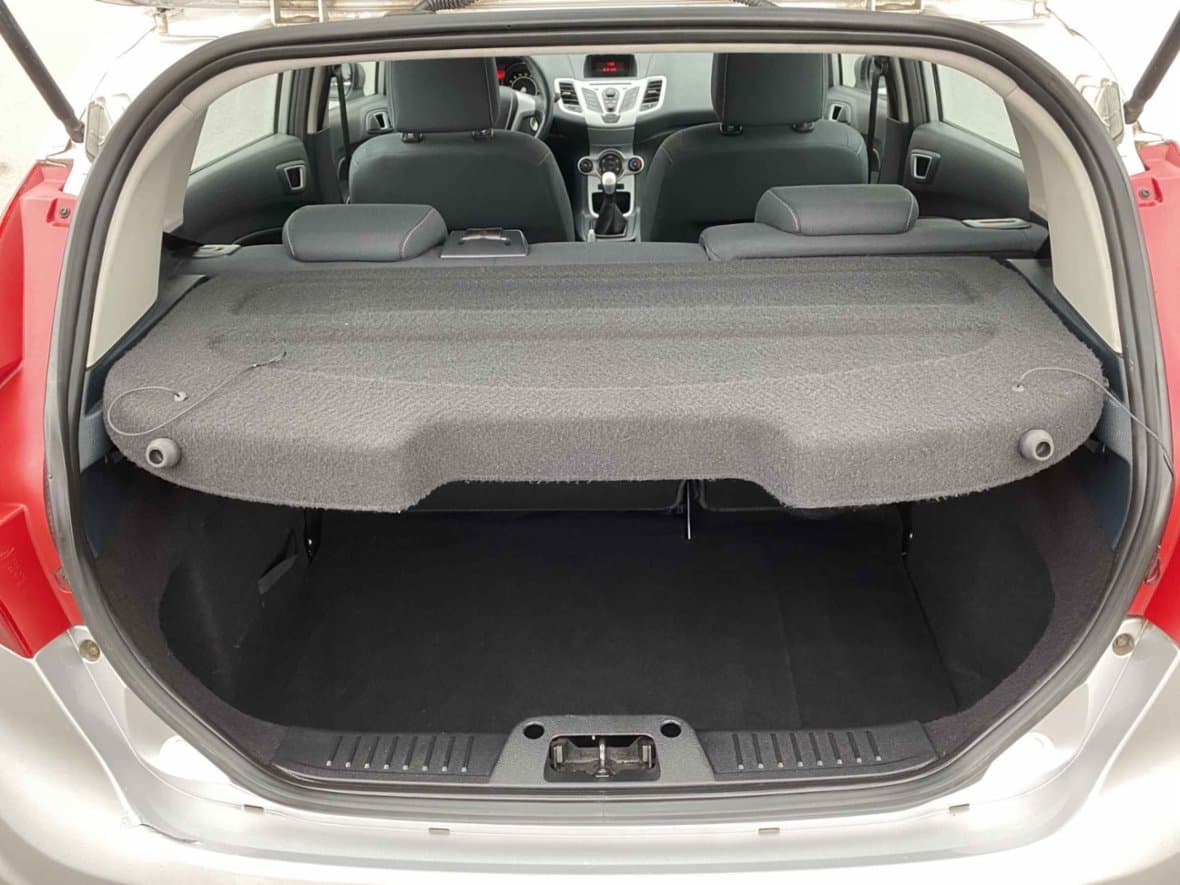 2011 Ford FIESTA - 7