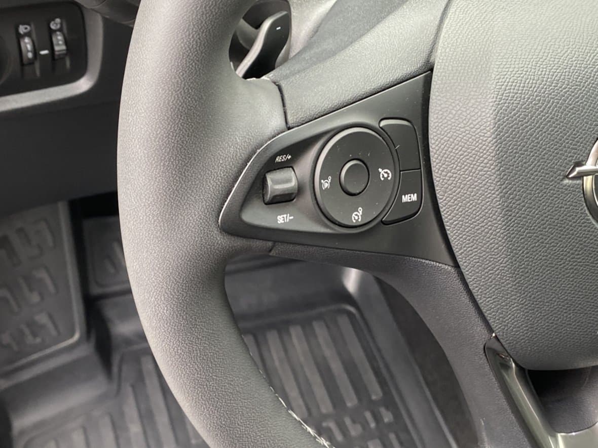 2023 Opel CORSA - 13
