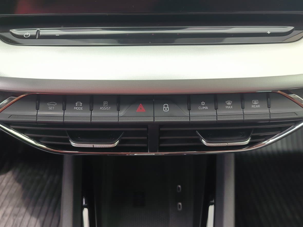 2023 Škoda OCTAVIA - 17
