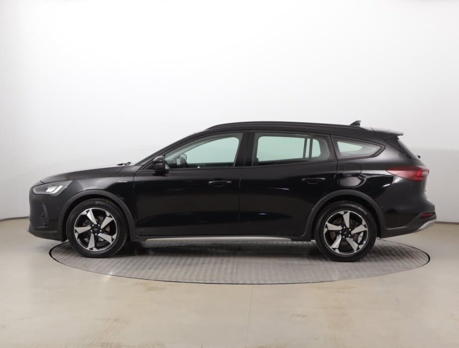 2022 Ford FOCUS - 4