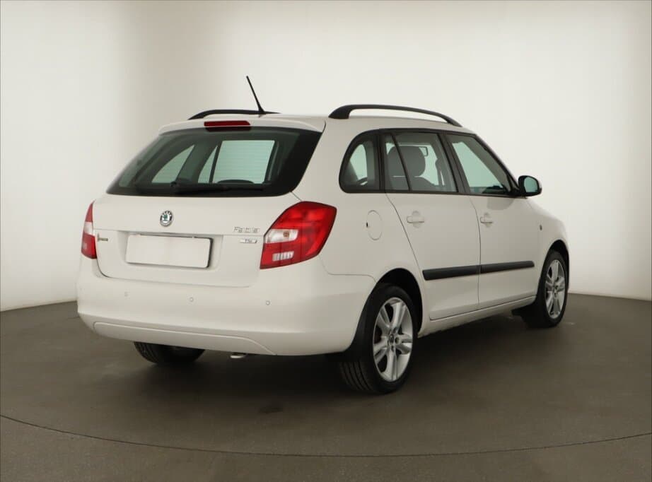 2013 Škoda FABIA - 7