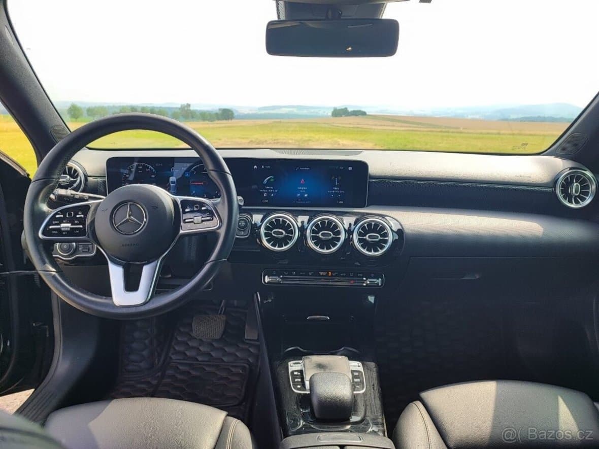 2019 Mercedes-Benz A-CLASS - 17