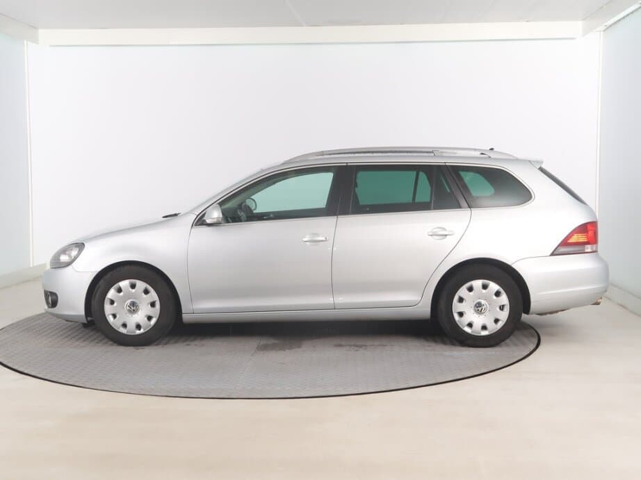 2010 Volkswagen GOLF - 4