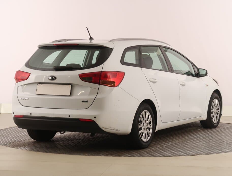2012 Kia CEE'D - 7
