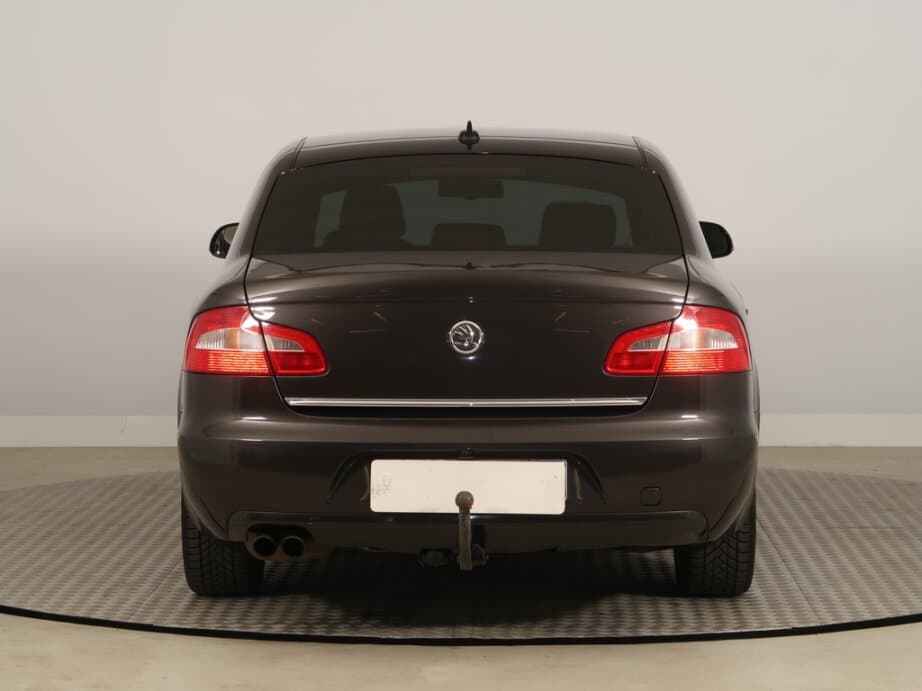 2009 Škoda SUPERB - 6