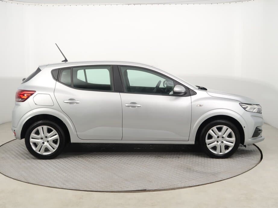 2021 Dacia SANDERO - 8