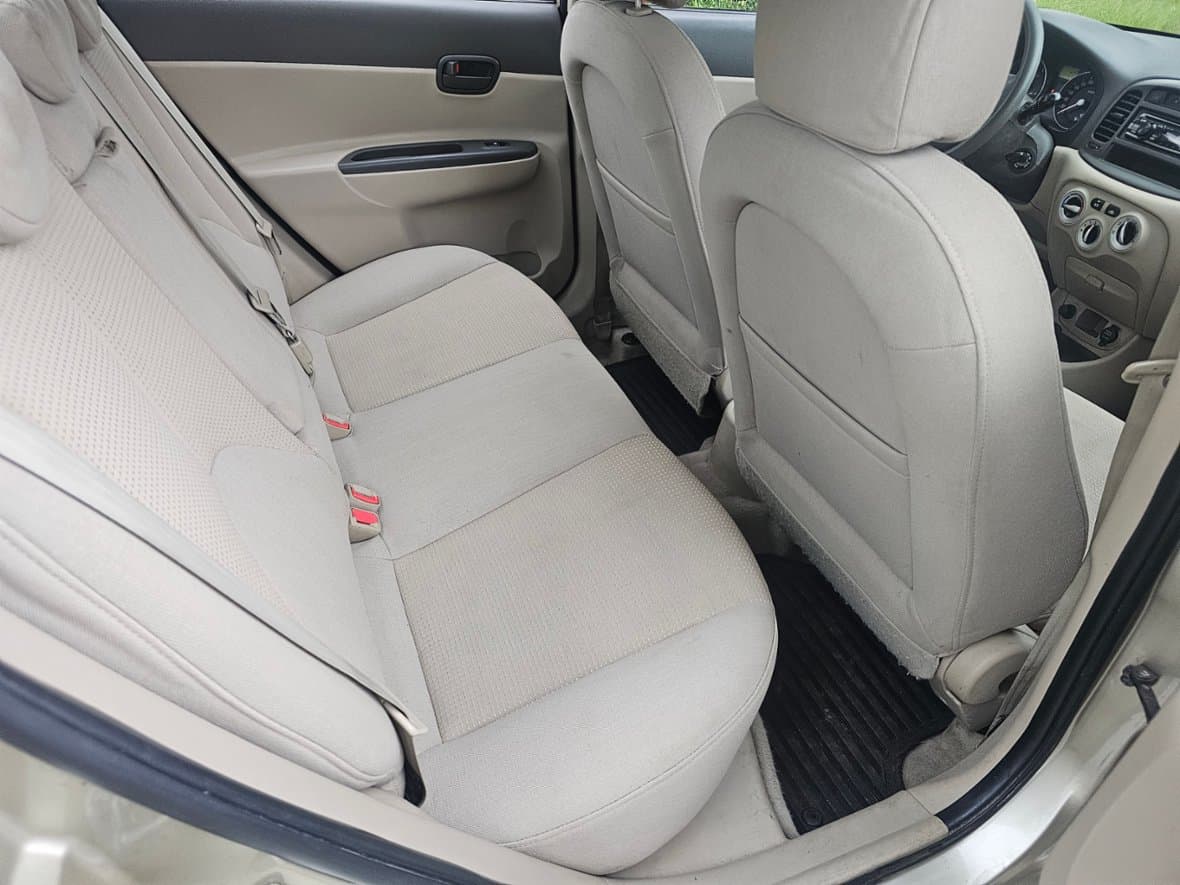 2008 Hyundai ACCENT - 7