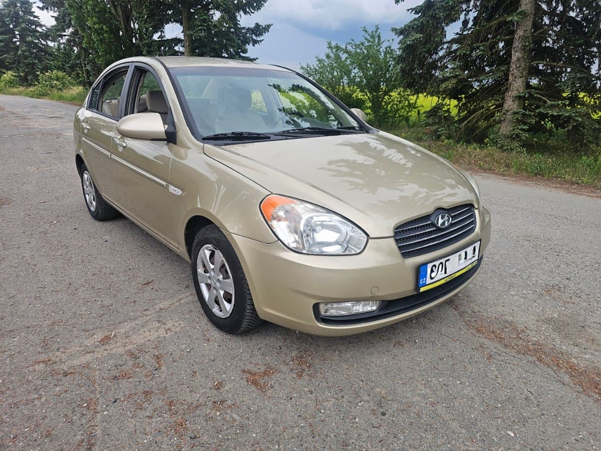 2008 Hyundai ACCENT - 8