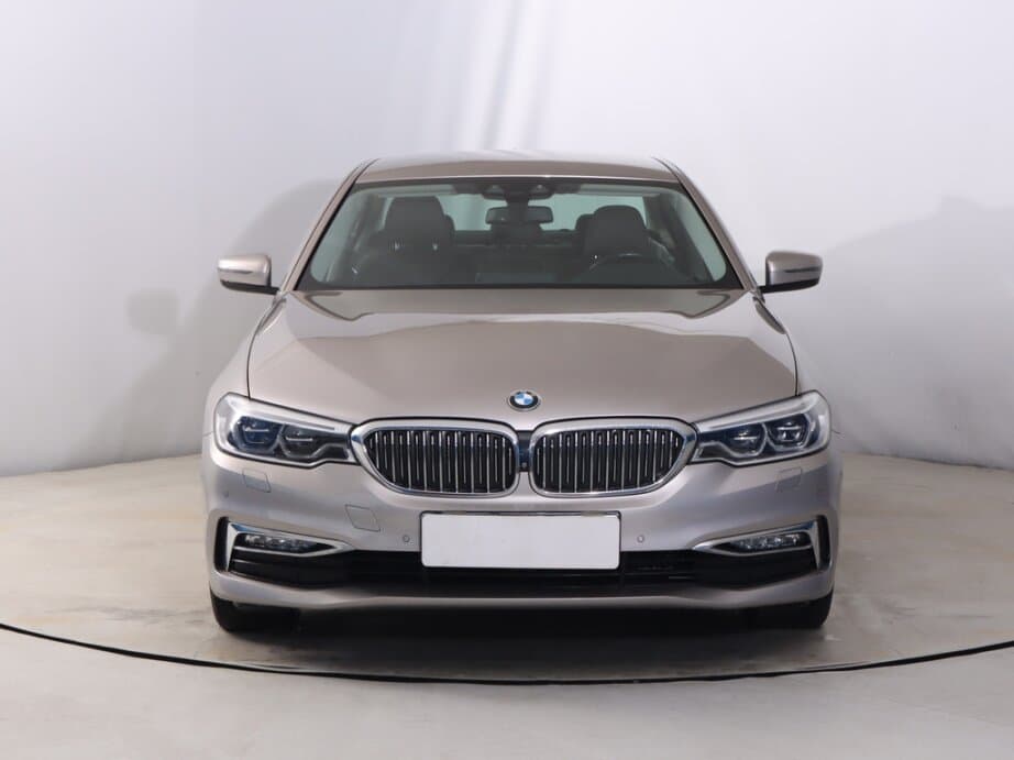 2018 BMW 5-SERIES - 2