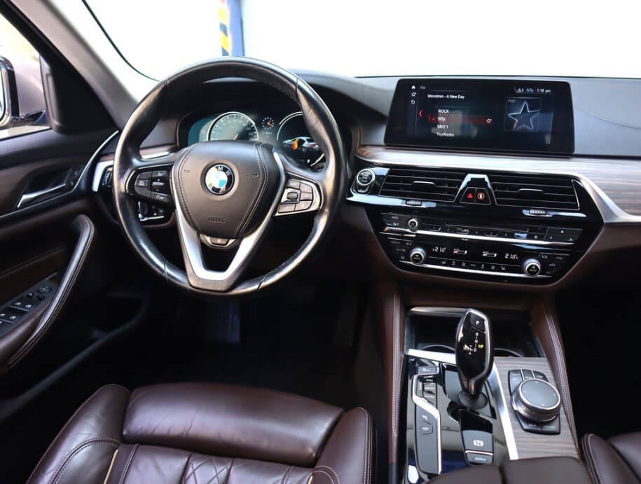 2018 BMW 5-SERIES - 9
