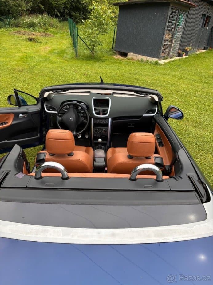 Peugeot 207 - 8