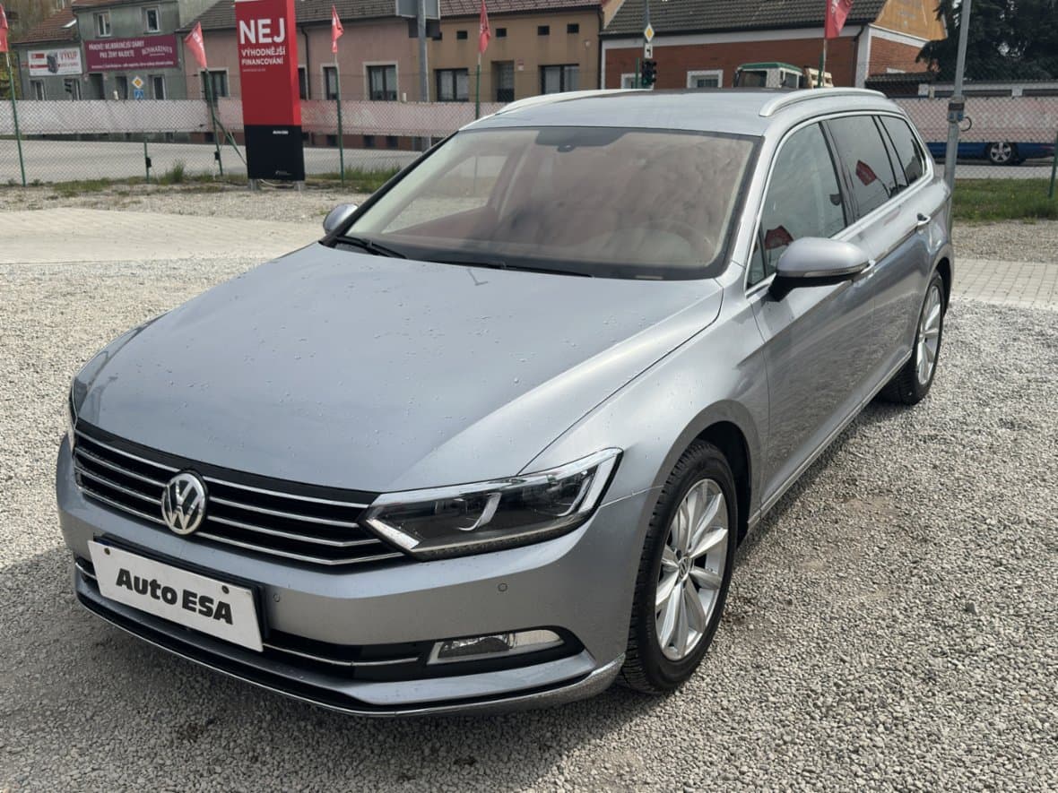 2017 Volkswagen PASSAT - 3