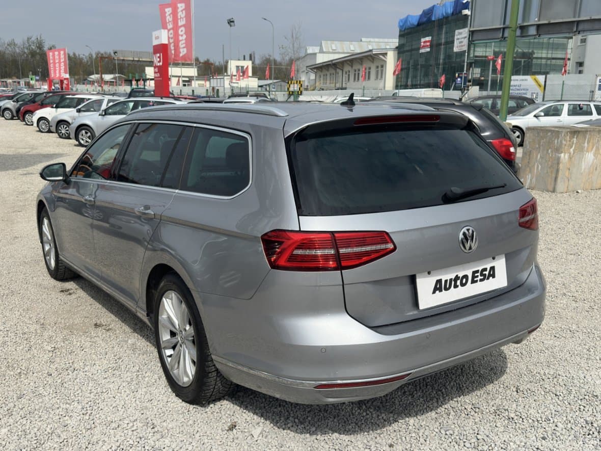 2017 Volkswagen PASSAT - 6