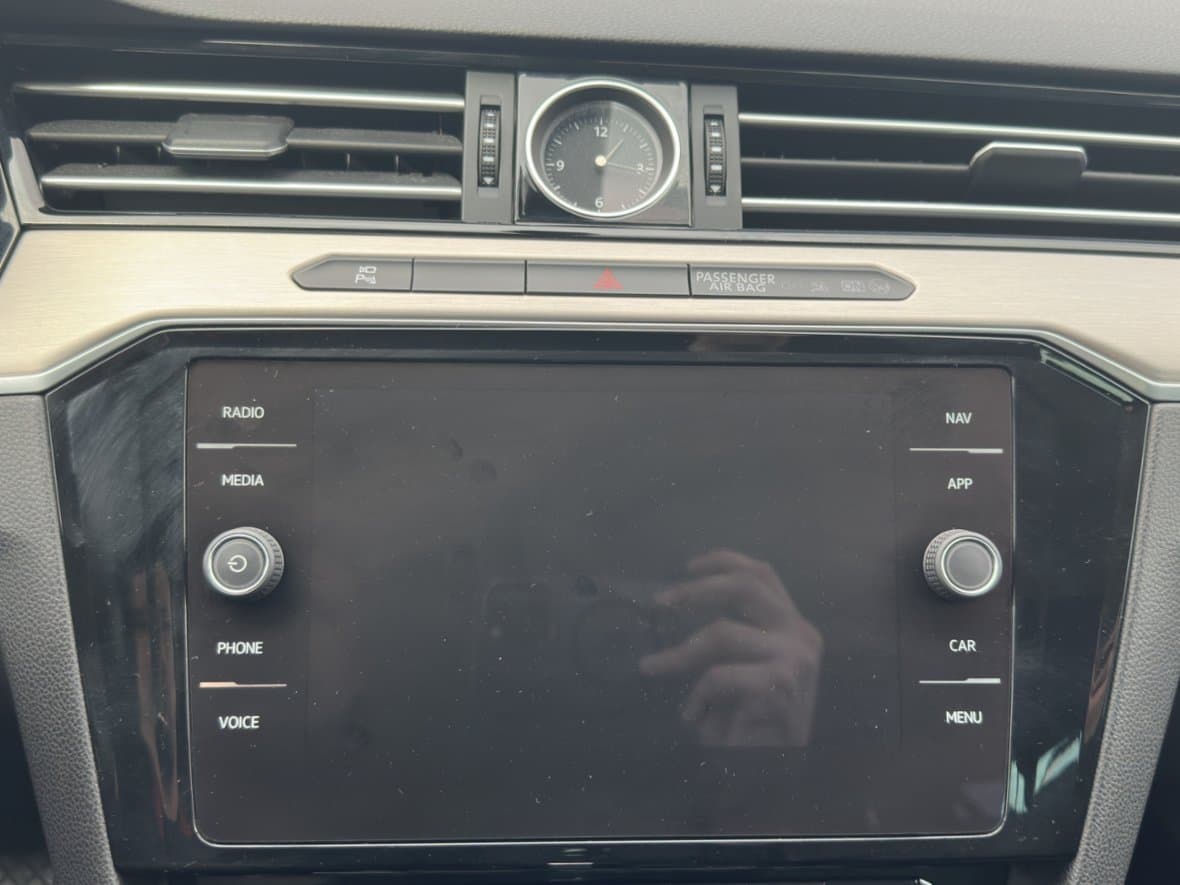 2017 Volkswagen PASSAT - 13