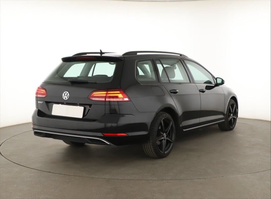 2019 Volkswagen GOLF - 7