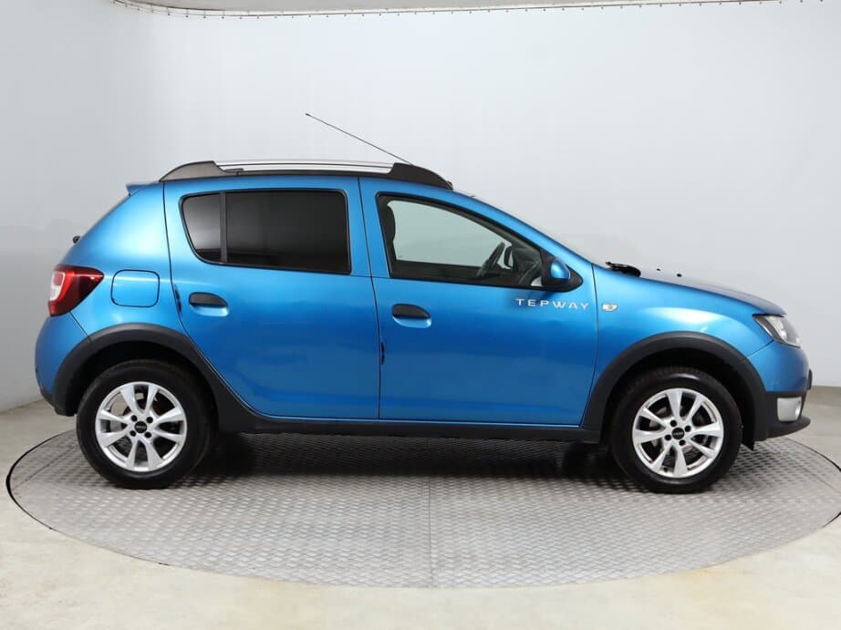 2016 Dacia SANDERO - 8