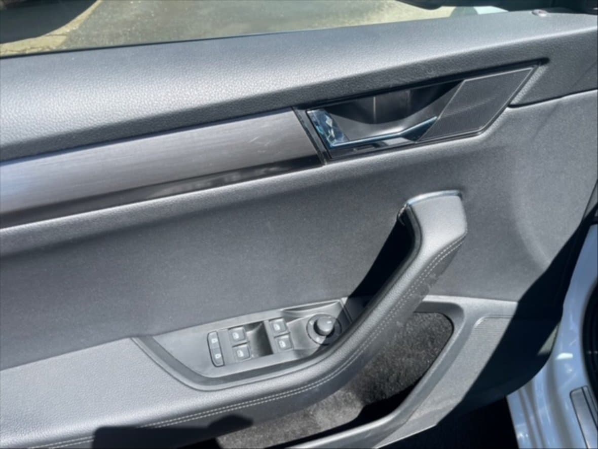 2022 Škoda SUPERB - 11