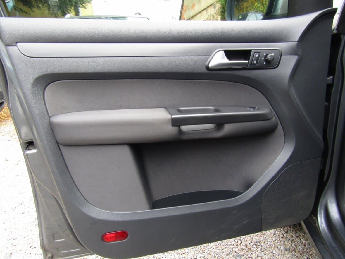 1999 SsangYong Korando - 18