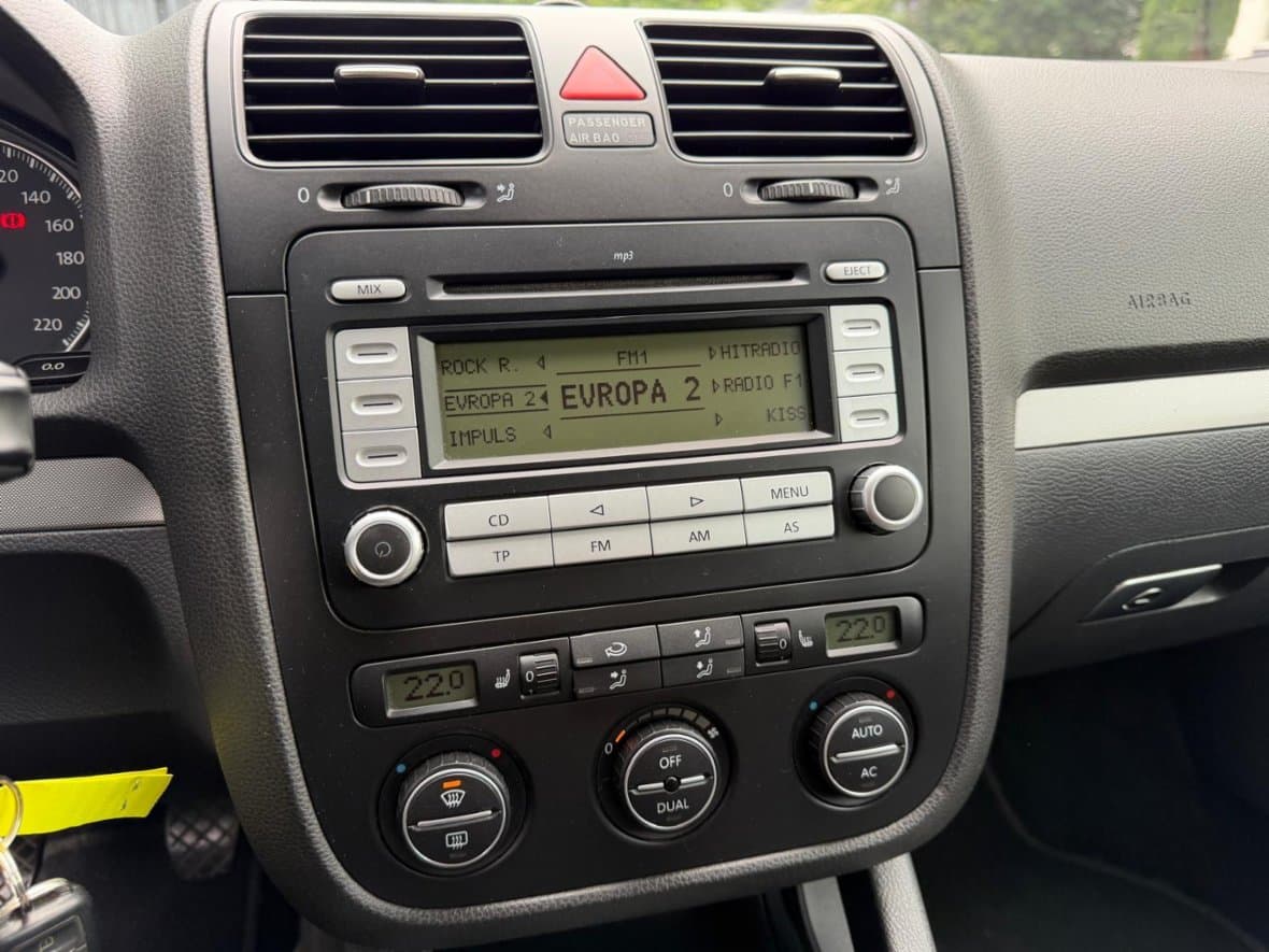 2007 Volkswagen GOLF - 19