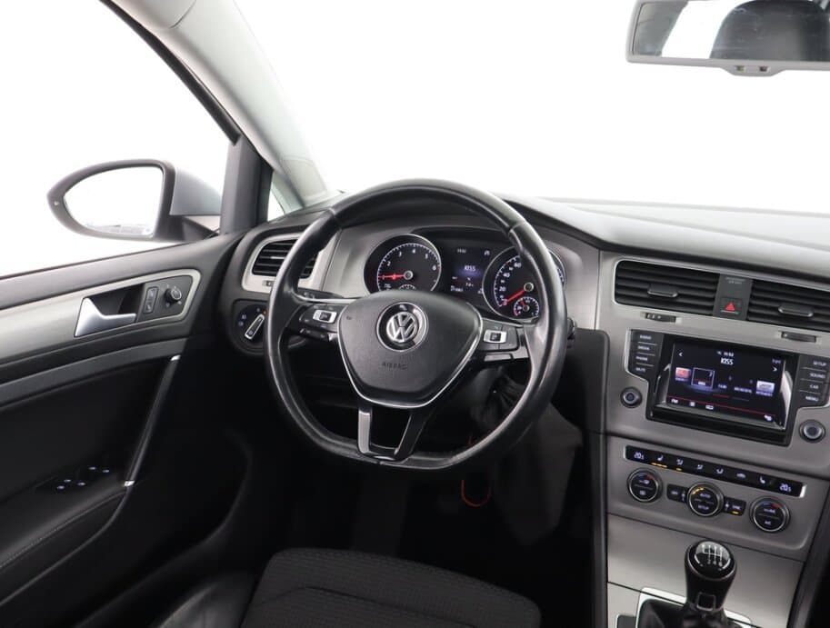 2014 Volkswagen GOLF - 9