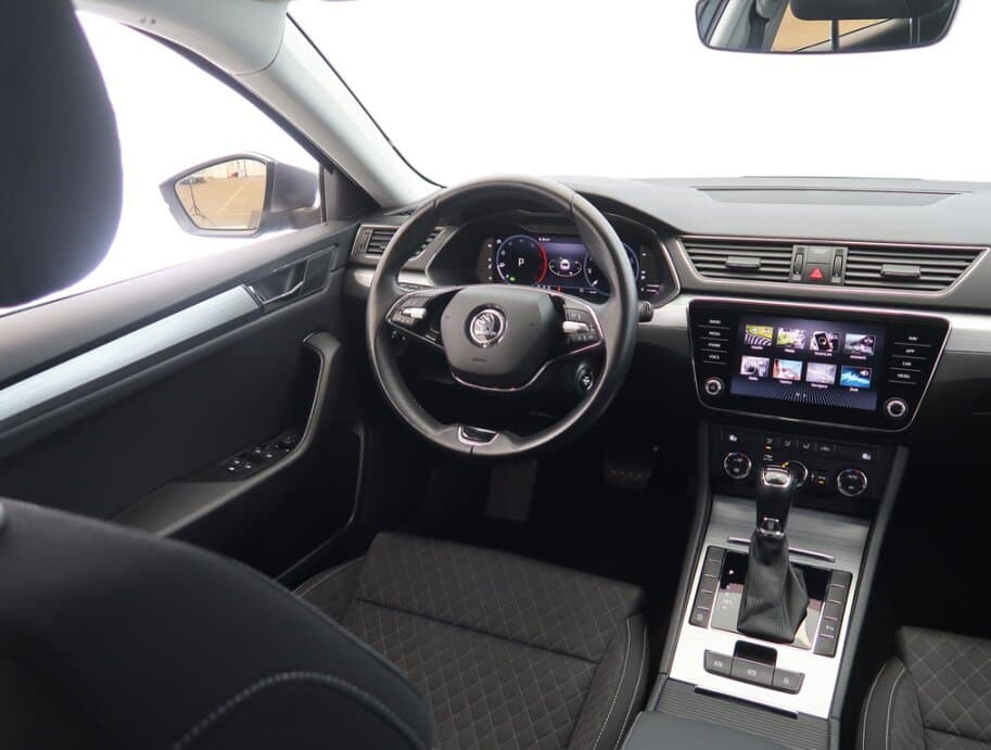 2022 Škoda SUPERB - 9