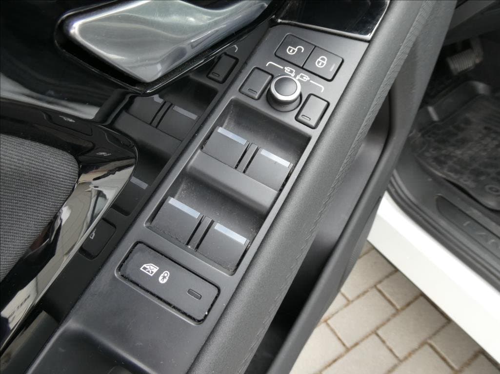 2020 Land Rover Range Rover - 15