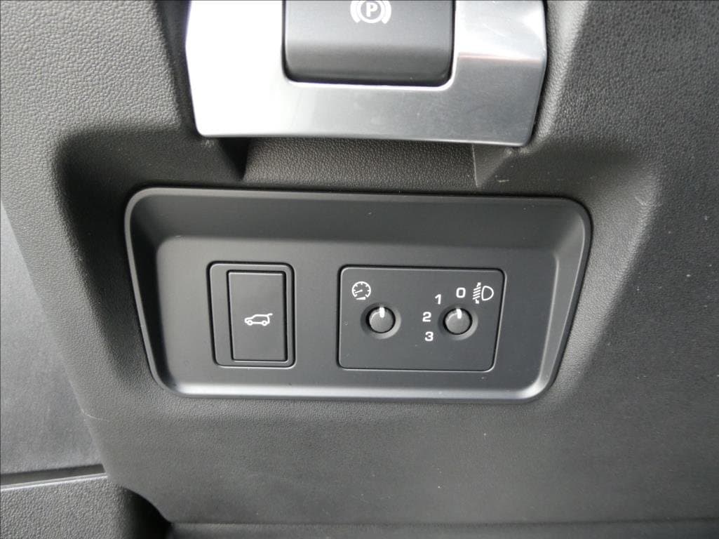 2020 Land Rover Range Rover - 19