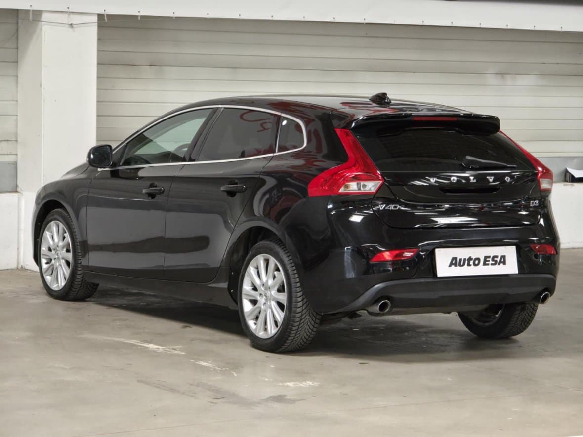 2015 Volvo V40 - 4