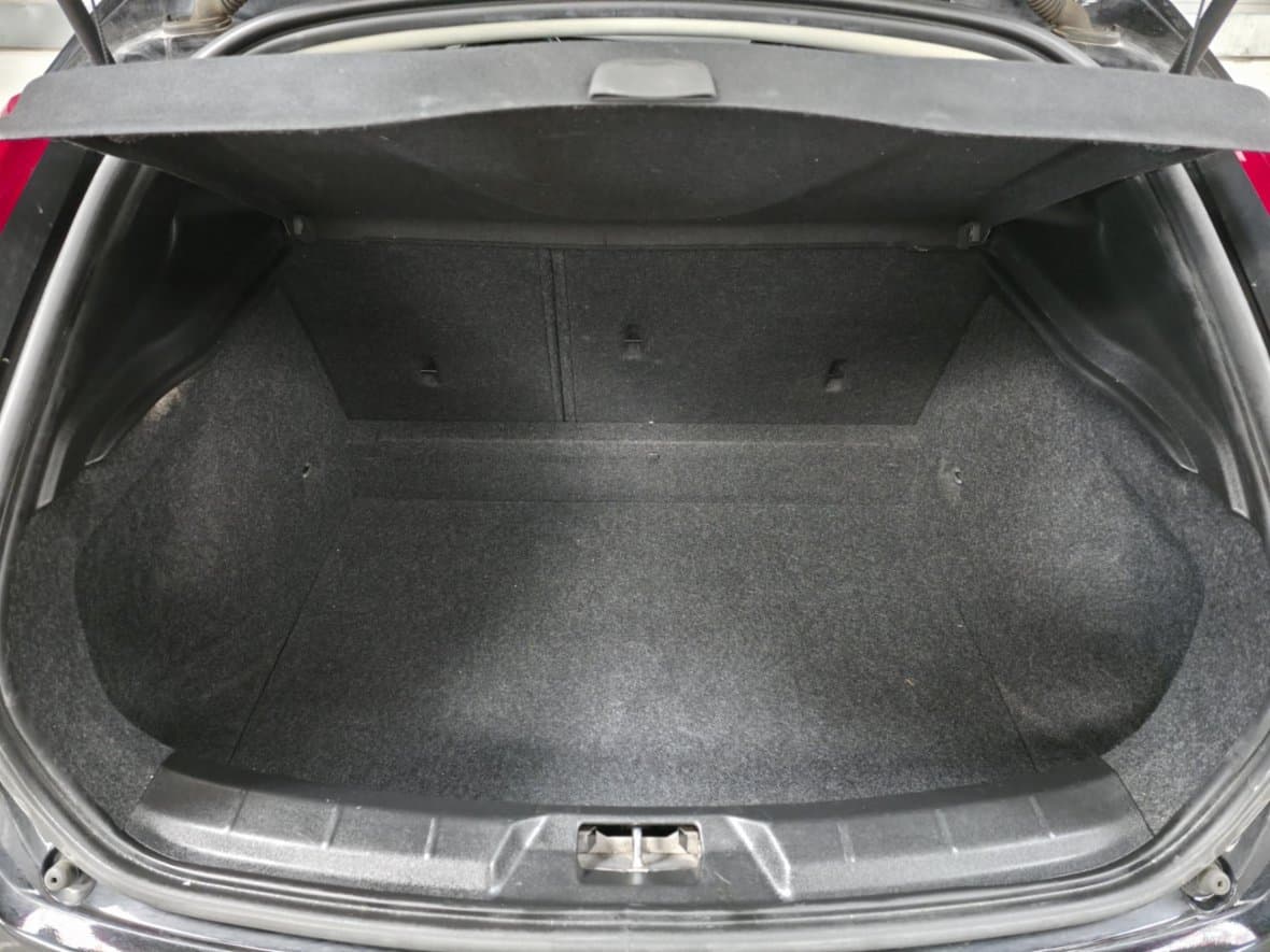 2015 Volvo V40 - 7