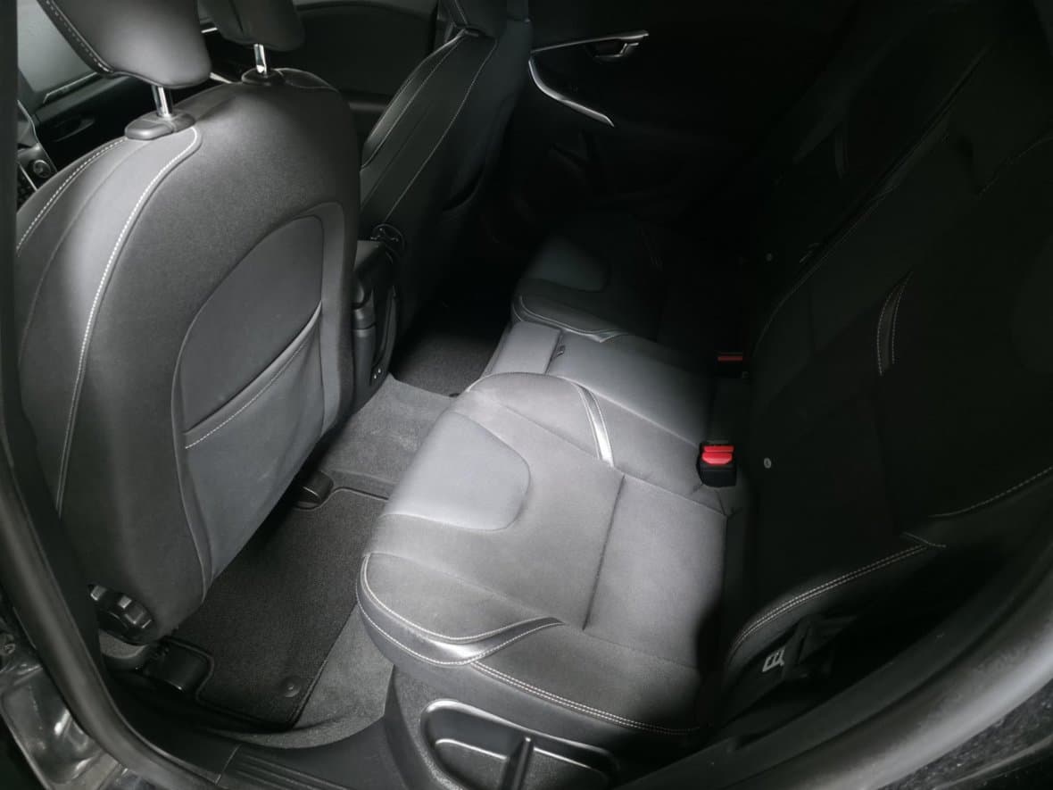 2015 Volvo V40 - 10