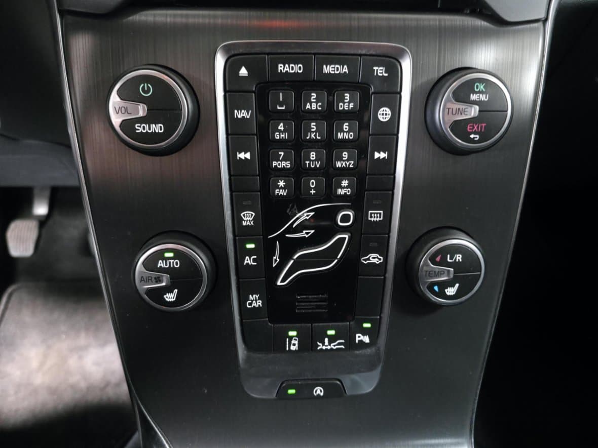 2015 Volvo V40 - 14
