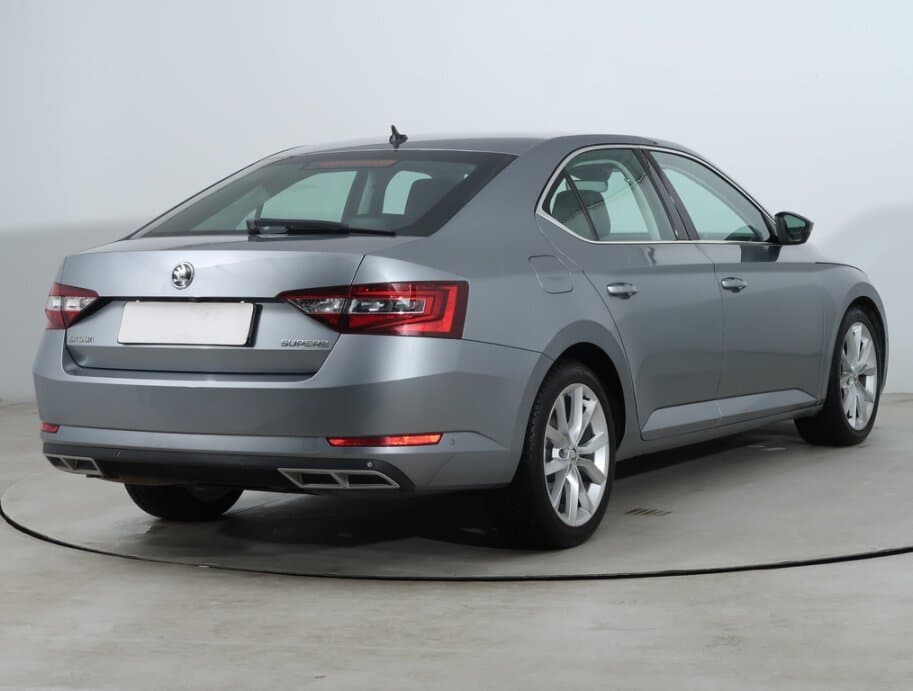 2015 Škoda SUPERB - 7