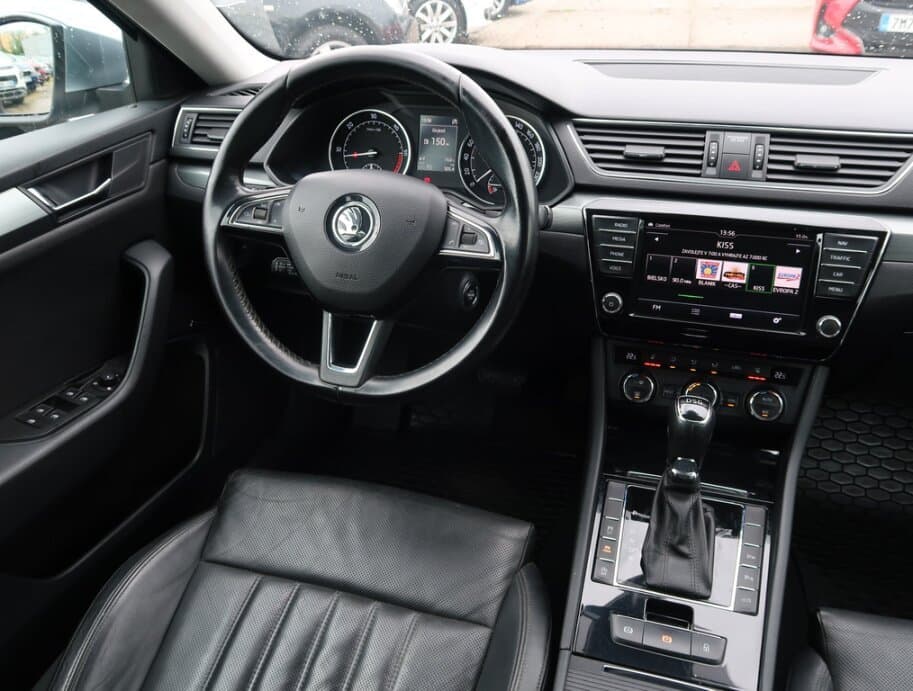 2015 Škoda SUPERB - 9
