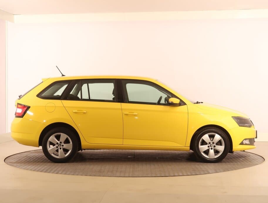 2015 Škoda FABIA - 8