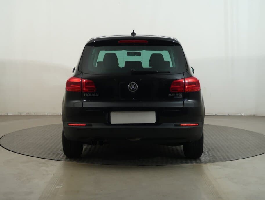 2012 Volkswagen TIGUAN - 6