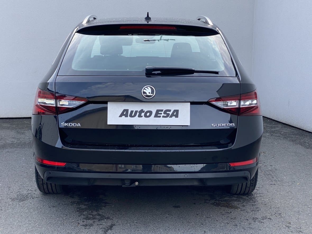 2018 Škoda SUPERB - 5